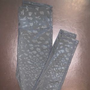 Small leggings with leopard print